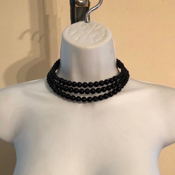 Retro style black beaded jewelry set necklace and earrings glam style - Picture 4 of 4